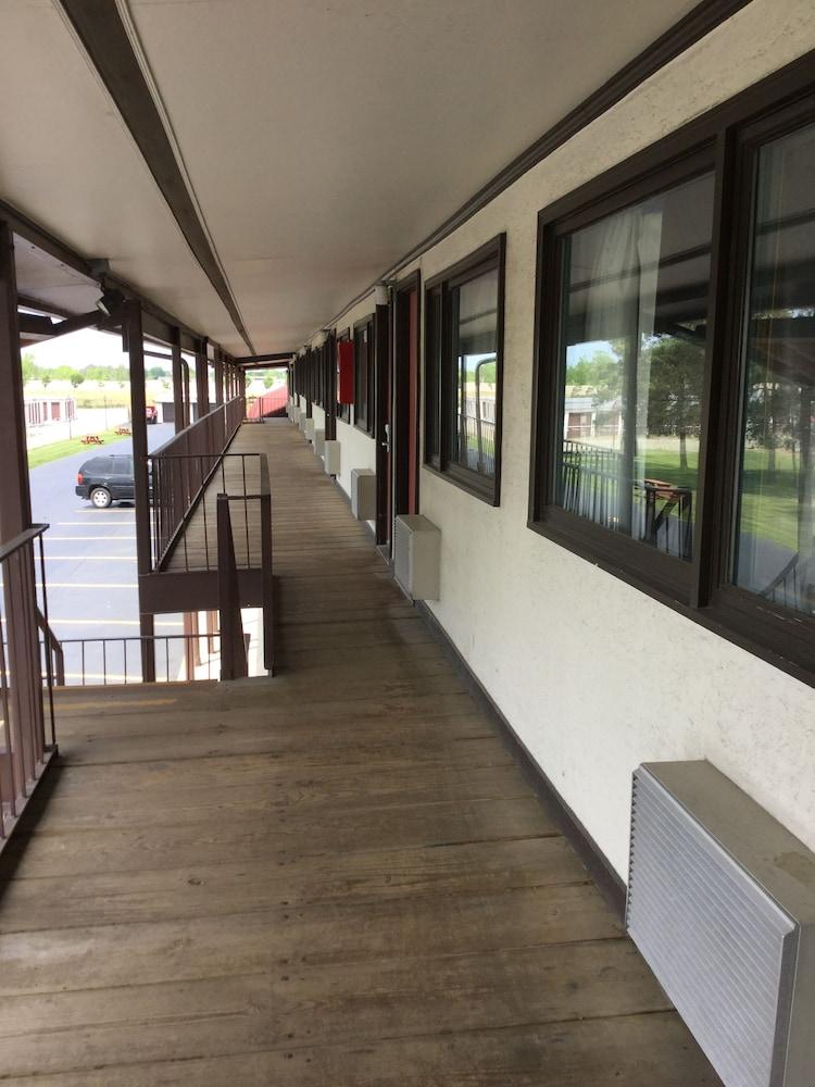 Blasdell Econo Lodge Buffalo South מראה חיצוני תמונה