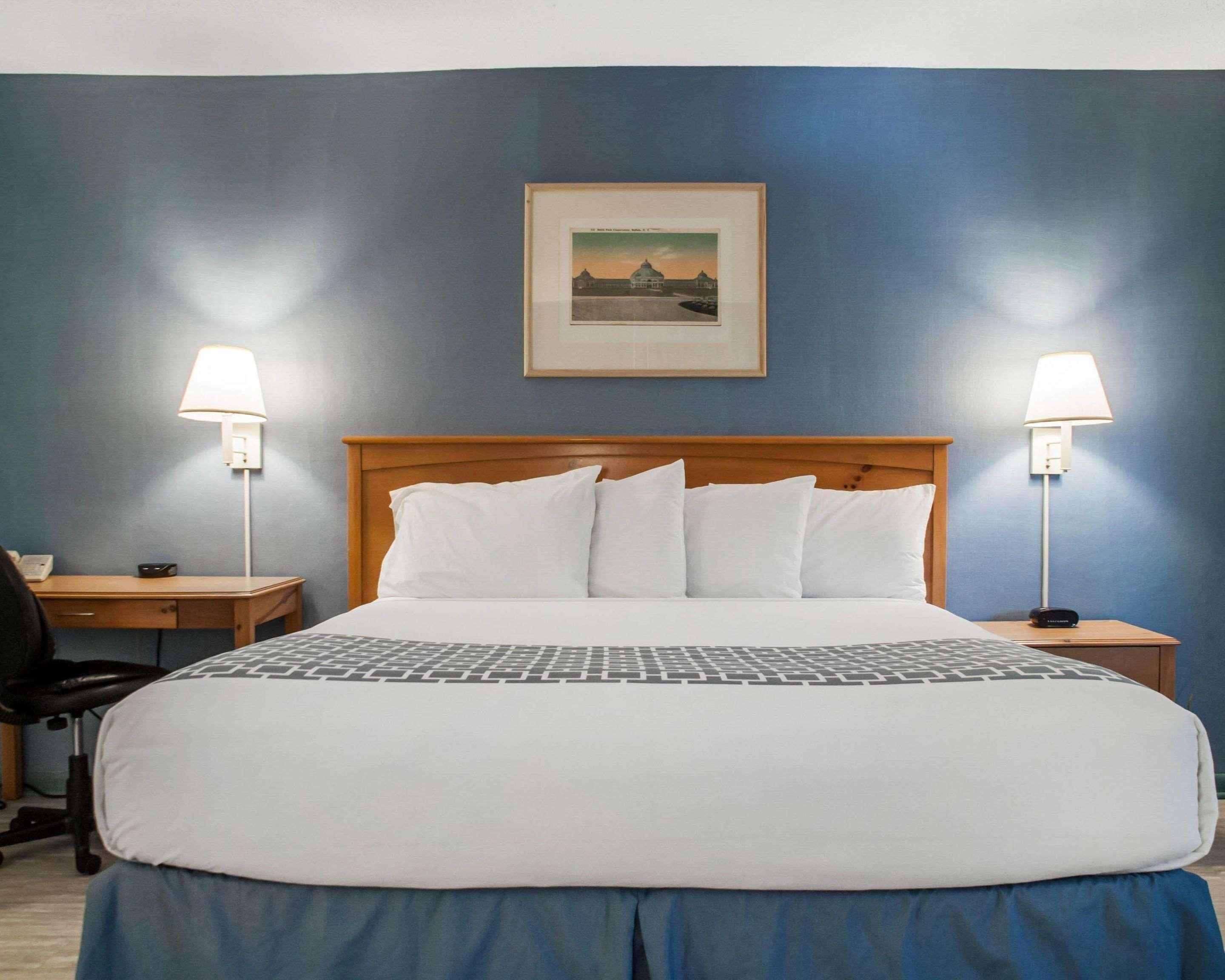 Blasdell Econo Lodge Buffalo South מראה חיצוני תמונה
