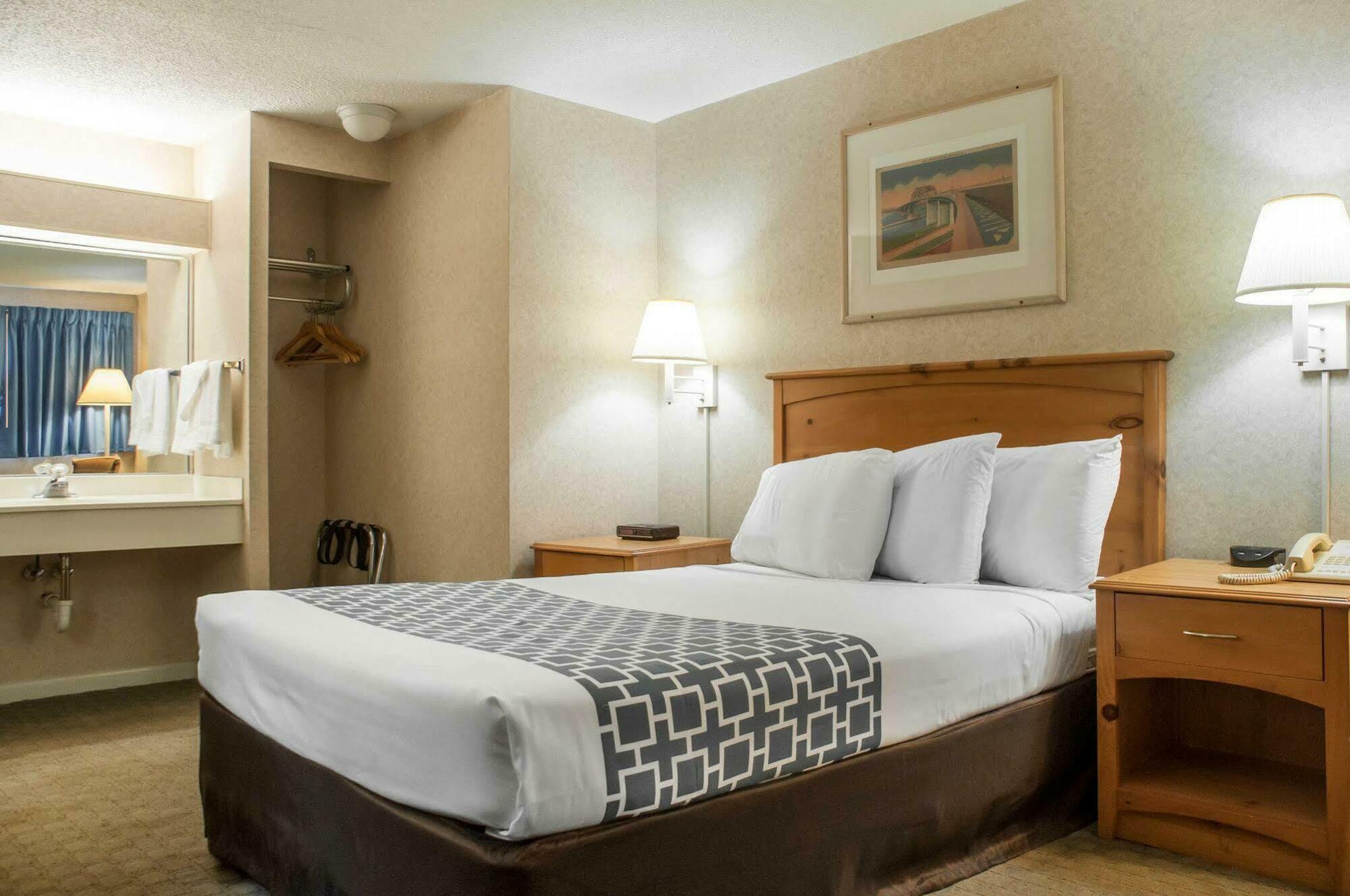Blasdell Econo Lodge Buffalo South מראה חיצוני תמונה